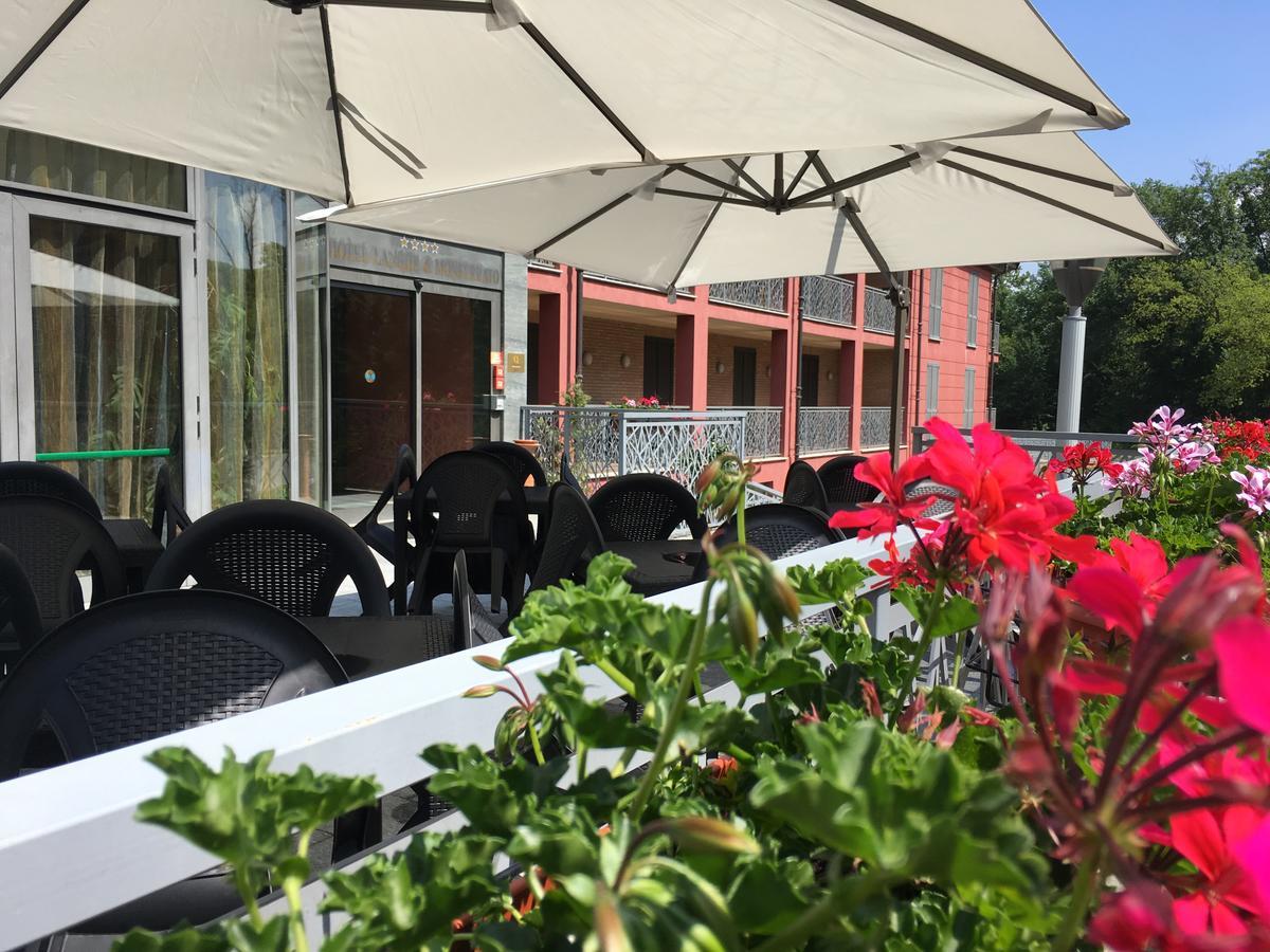 Hotel Langhe & Monferrato Костильоле-д'Астри Экстерьер фото